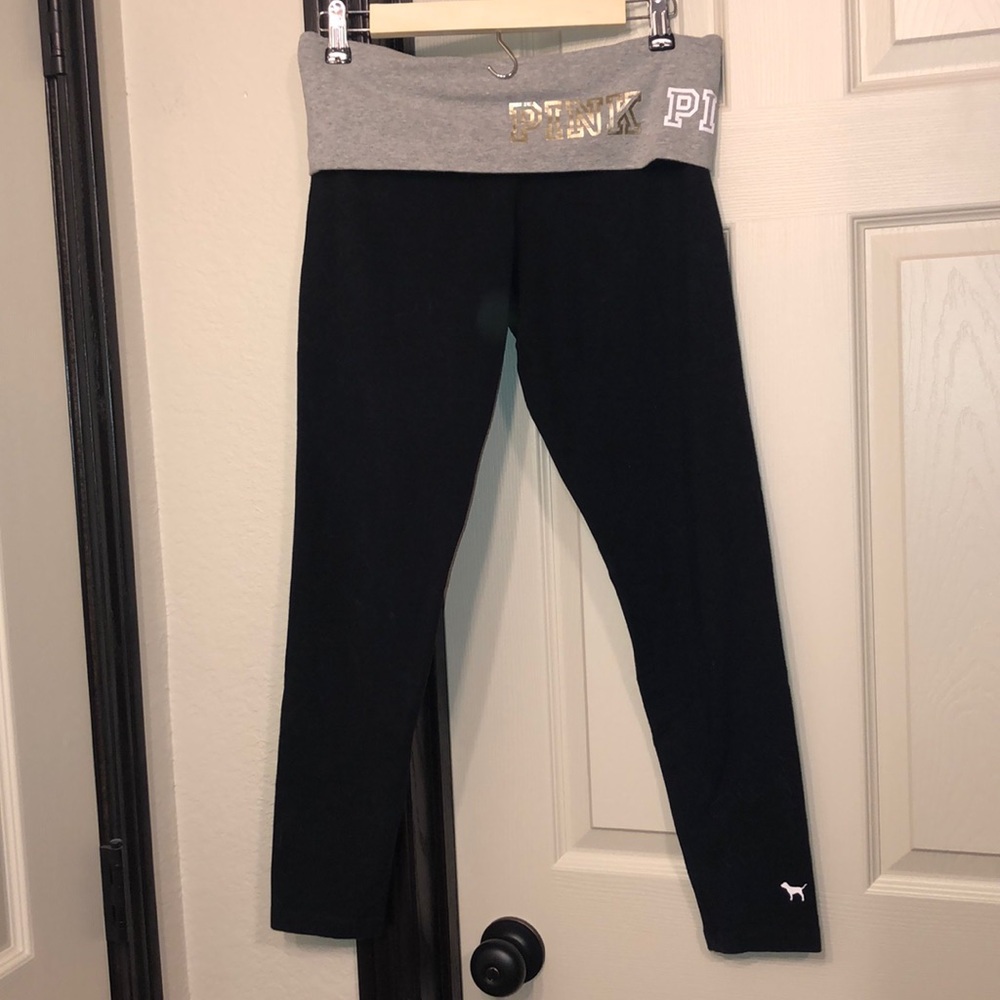 Victoria’s Secret PINK Yoga Legging
